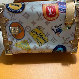 BRAND NEW STUNNING FASHION TRUNK-PM SIZE-PATCHES COLLECTION